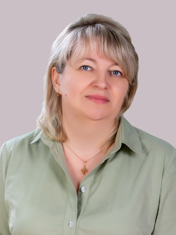 Воспитатель высшей категории Скрылева Ирина Александровна.